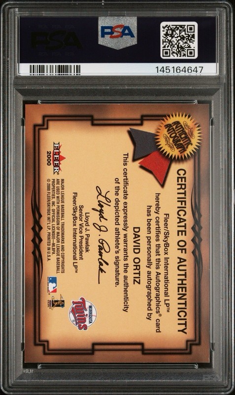 2001 Fleer Autographics David Ortiz Auto PSA 8 view 2