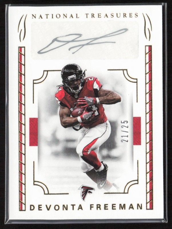 Devonta Freeman Auto 2016 National Treasures Signatures Gold /25 #84 Falcons