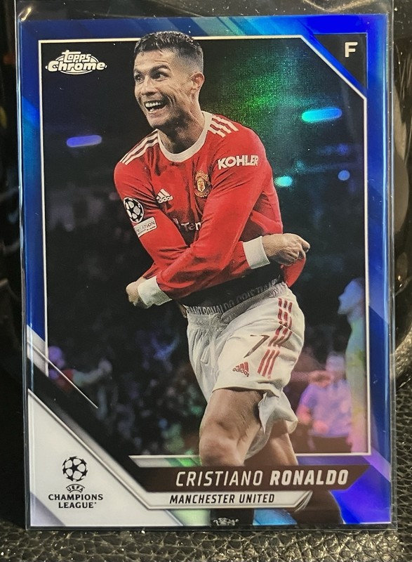 Topps Chrome UEFA 2021-22 Cristiano Ronaldo #100 Manchester United /150 RAW NM