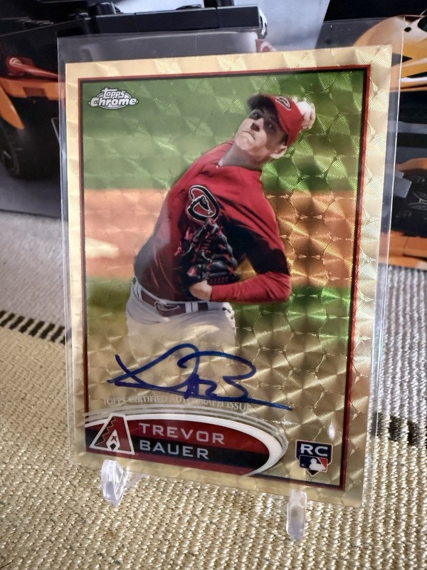Trevor Bauer 2012 Topps Chrome Rookie Autographs Superfractor 1/1 (AU, RC) Auto view 2