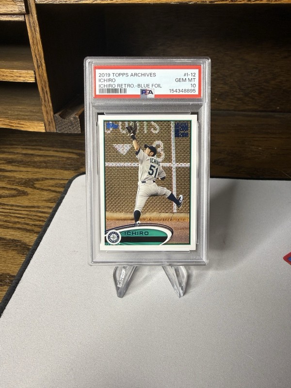 Ichiro Suzuki 2019 Topps Archives #I-12 Retro Blue Foil /150 PSA 10