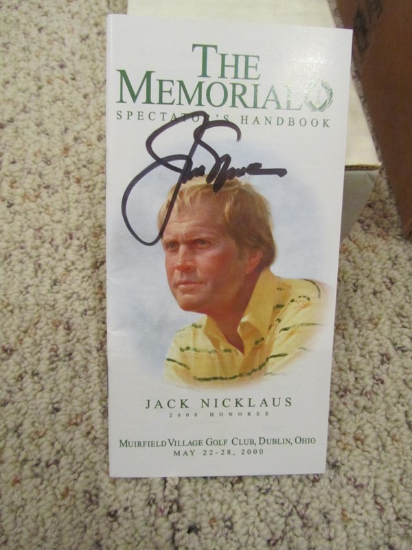 Jack Nicklaus Signed Auto 2000 Memorial Tournament Spectator Guide PSA/DNA view 2
