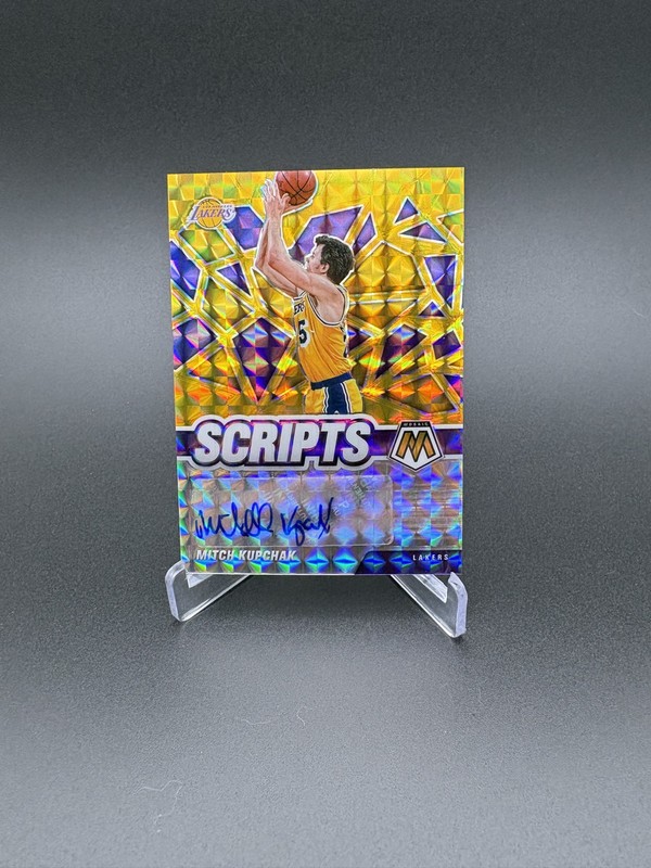 2020-21 Panini Mosaic - Scripts Mitch Kupchak #SC-MKU Gold Prizm Auto Lakers