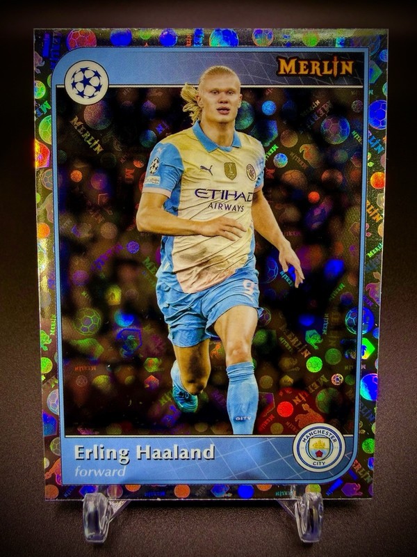 ⚽️🔥2025 Topps Merlin UEFA Champions Erling Haaland Merlin Logo Fractor 🔥⚽️