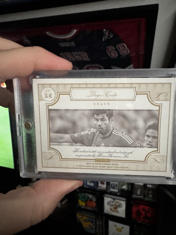 2015-16 Flawless Spain Diego Costa Match-worn Boot Logo Patch Auto 14/15 view 2
