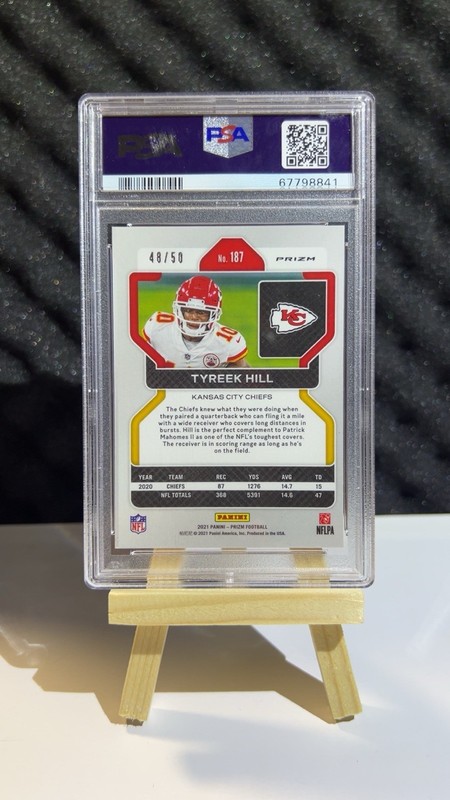 2021 Panini Prizm - Tyreek Hill No Huddle Red Disco /50 - PSA 10 (BACK TO KC?) view 2