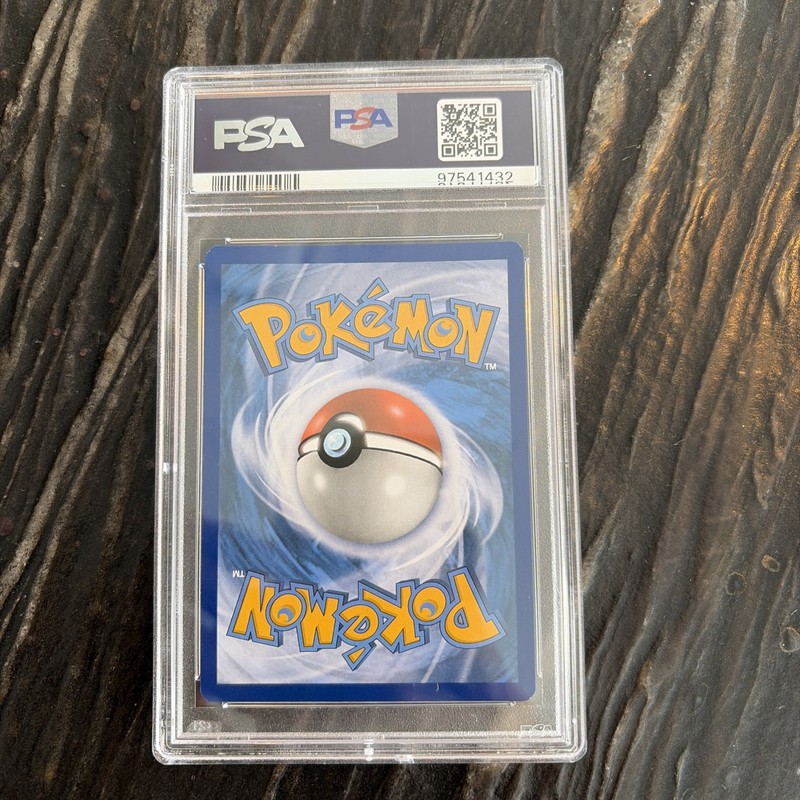 CHARIZARD HOLO EVOLUTIONS POKEMON XY EVOLUTIONS 2016 PSA 8 view 2