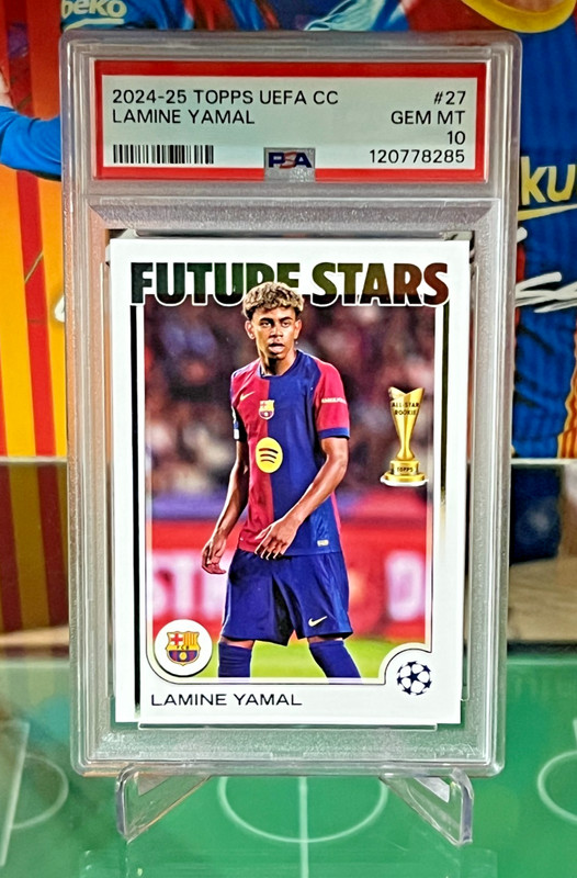 2024-25 Topps UEFA Club Competitions #27 Future Stars Lamine Yamal PSA 10