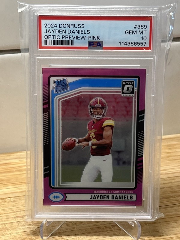 2024 PANINI DONRUSS OPTIC PREVIEW PINK #389 JAYDEN DANIELS ROOKIE RC PSA 10