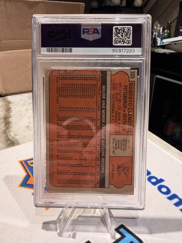 PSA 5 1972 Topps - Roberto Clemente #309 PITTSBURGH PIRATES view 2