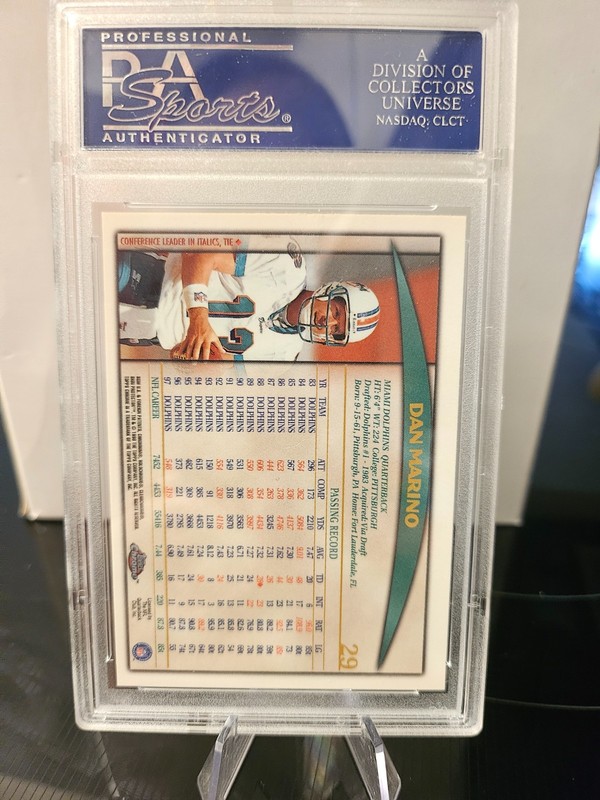 1998 Dan Marino Topps Chrome PSA 9 Mint #29 view 2