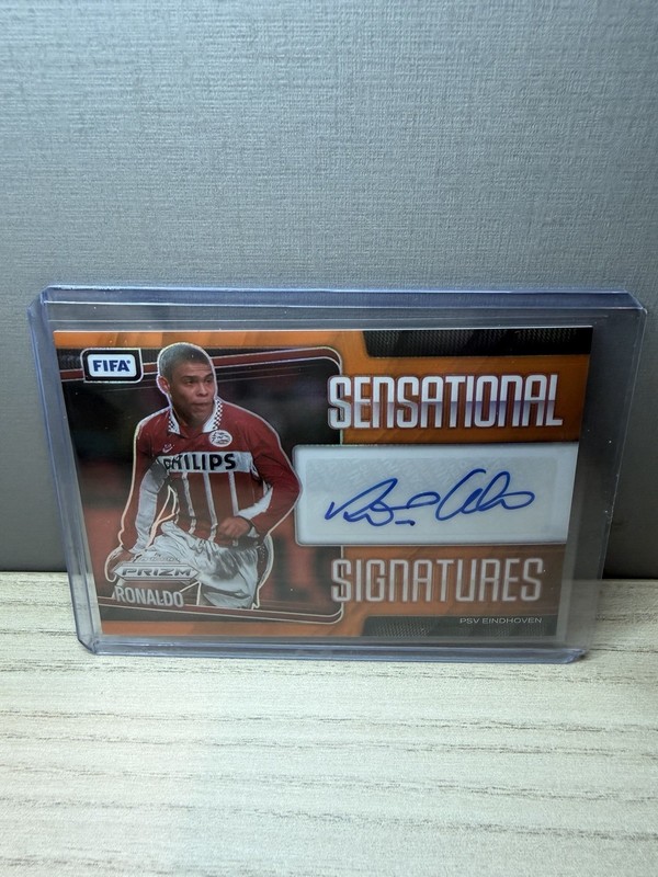 2025-26 Panini Prizm FIFA Ronaldo Sensational Signatures Orange Auto /49 