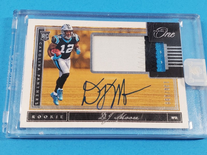 2018 PANINI ONE D.J. MOORE ROOKIE AUTO PATCH 3CLR JERSEY SIGNATURE #/199 SEALED