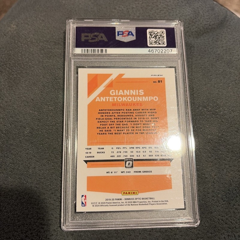 2019 PANINI DONRUSS OPTIC BLUE VELOCITY PRIZM #81 GIANNIS ANTETOKOUNMPO PSA 9 view 2