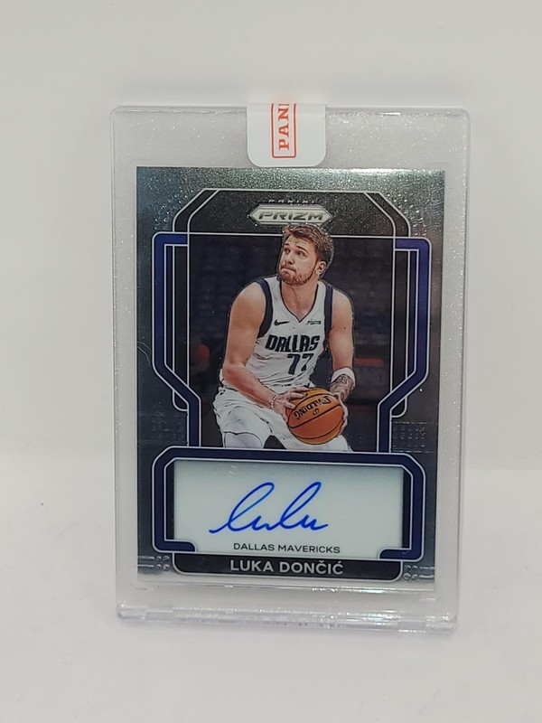 2021-22 Prizm Luka Doncic Auto #SG-LDC Sealed!!