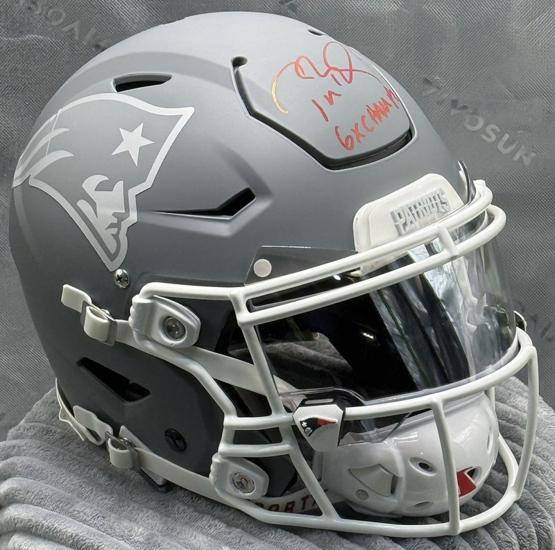 Tom Brady Auto "6x Champs" Patriots Slate SpeedFlex Helmet Fanatics LE 24/25