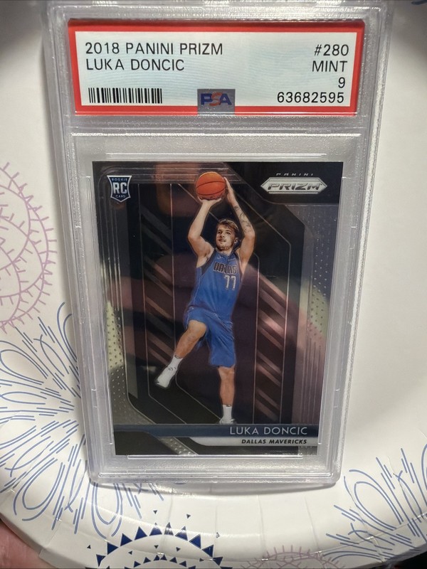2018 Panini Prizm - Luka Doncic PSA 9