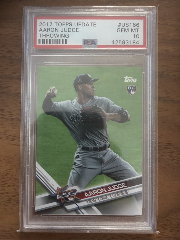 2017 Topps Update Aaron Judge Rookie RC Throwing #US166 Yankees Gem Mint PSA 10