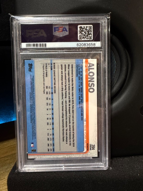 2019 Topps Chrome Pete Alonso Refractor Rookie Card #204 PSA 10 view 2