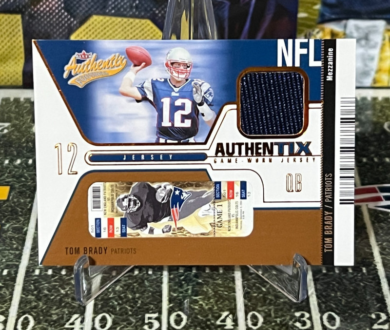 2004 Fleer Authentix Mezzanine JA-TB Tom Brady Game-worn Jersey Patch /75