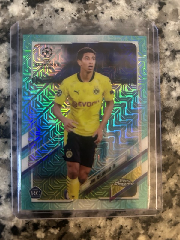 2020-2021 Topps Chrome UEFA Champions League #68 Jude Bellingham Aqua 054/199 RC