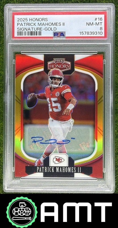 Patrick Mahomes II Auto PSA 8 2025 Panini Honors 10/10 Gold Chiefs 9310