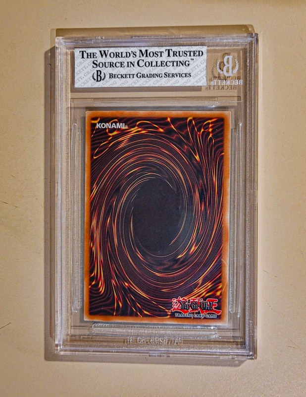 Yu-Gi-Oh Blue-Eyes White Dragon Ghost Rare GFP2 BGS NM-MT 8 view 2