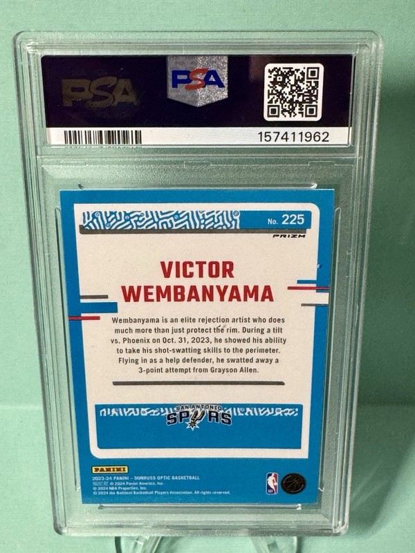 2023-24 Panini Donruss Optic Victor Wembanyama #225 Blue Velocity PSA 9 view 2