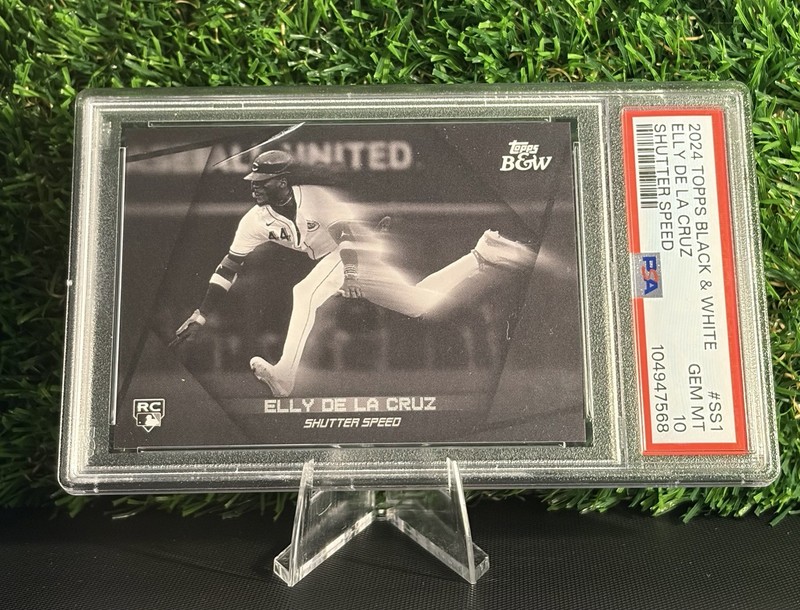 2024 Topps Black and White Elly de La Cruz Shutter Speed #SS1 PSA 10 RC view 2