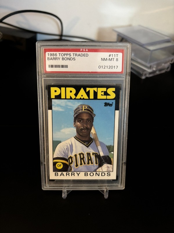 1986 TOPPS TRADED BARRY BONDS ROOKIE CARD #11T PSA 8