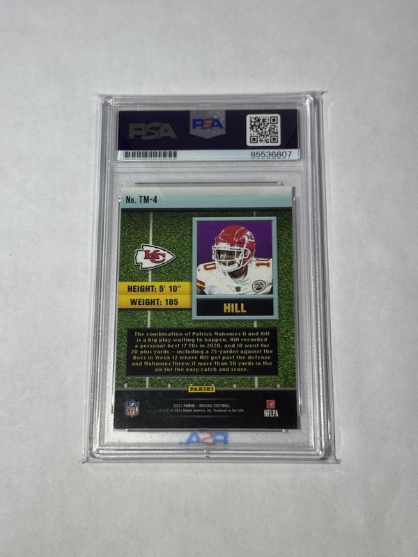 2021 Panini Mosaic Touchdown Masters Tyreek Hill PSA/DNA Authentic Auto Red Ink view 2