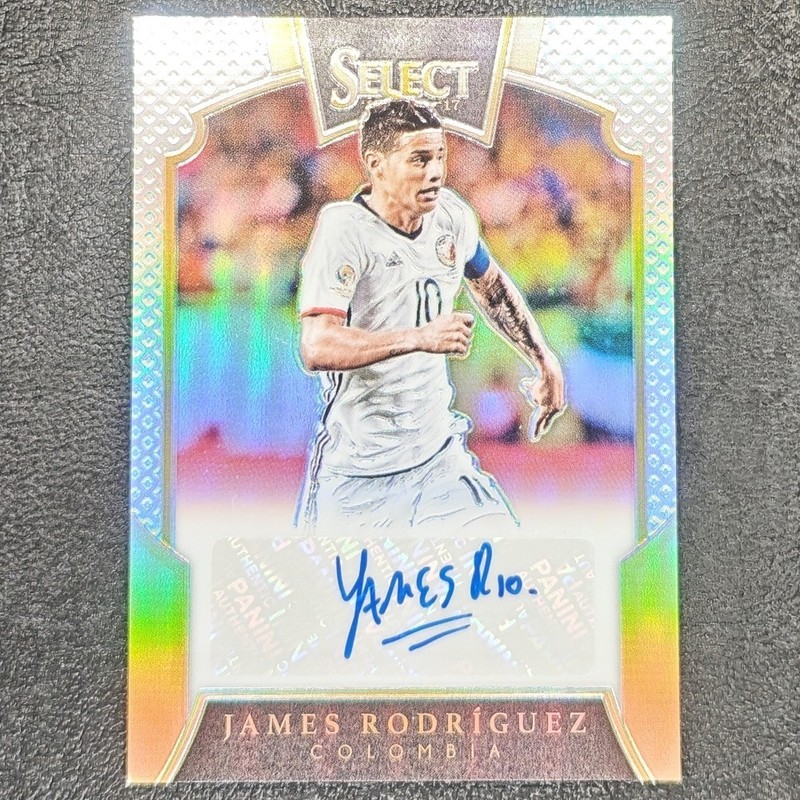 James Rodriguez 2016-17 Panini Select Signatures Gold Prizm Auto 03/50 #S-JR view 2
