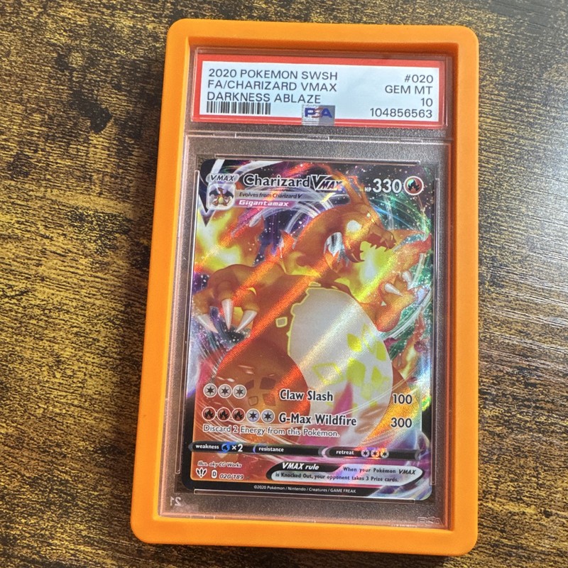 The Pokémon Company Pokémon TCG Charizard VMAX 020/189 PSA 10 Holo Ultra Rare
