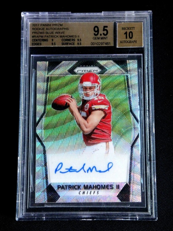 PATRICK MAHOMES BGS 9.5 GEM 2017 PANINI PRIZM ROOKIE BLUE WAVE AUTOGRAPH AUTO 