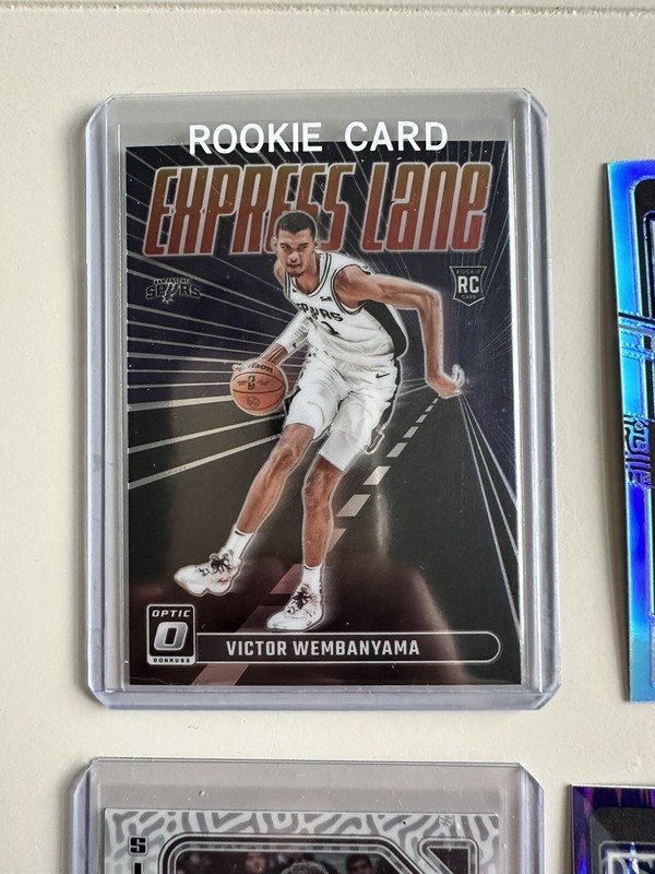 2023-24 Optic NBA SPURS LOT Of 13 w/ Wembanyama RC Prizm Parallels & Auto π₯π view 2