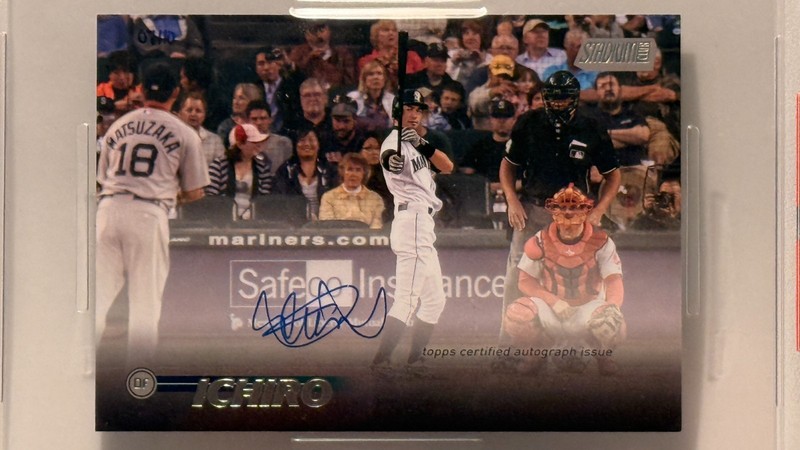Ichiro Auto #/10 #OBAI Stadium Club Oversized Box Topper-Auto PSA 10-Card PSA 7 view 2