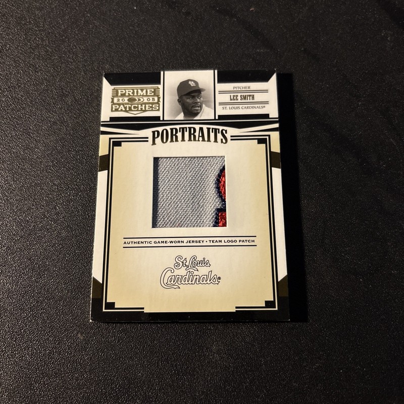 2005 Donruss Prime Patches Lee Smith Portraits Logo Game Worn Jersey 25/26