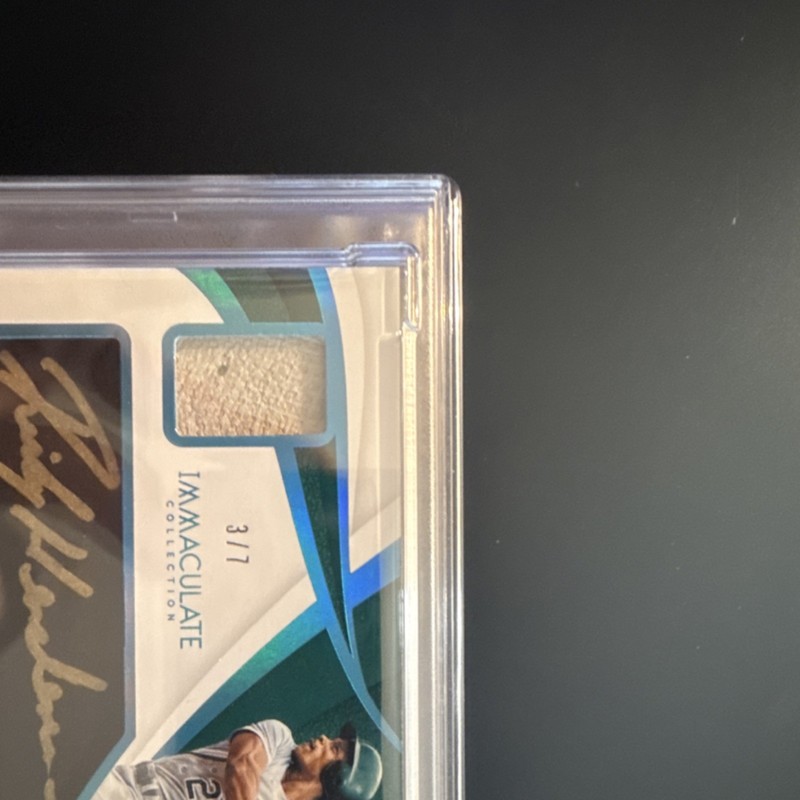 Panini Immaculate Clutch Patch Auto Rickey Henderson /7 Athletics PSA game worn view 2