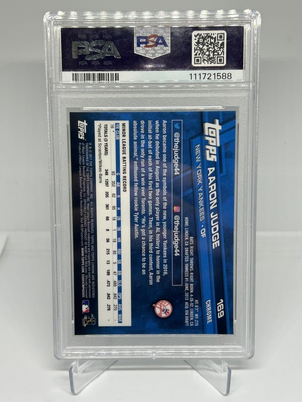 2017 TOPPS CHROME #169 AARON JUDGE ROOKIE RC PSA 10 view 2