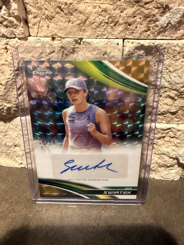 2025 Topps Chrome Iga Swiatek Auto II Gold Geometric Refractor #/50