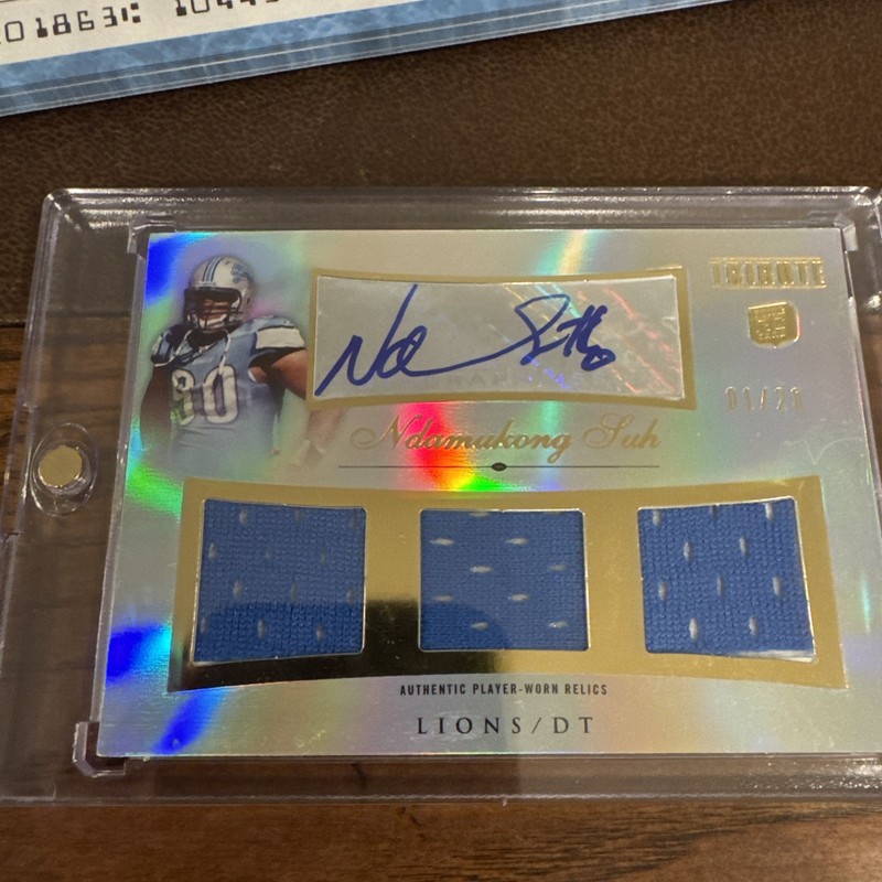 NDAMUKONG SUH 2010 TOPPS TRIBUTE GAME USED TRIPLE JERSEY AUTO 1/20 Auto RC