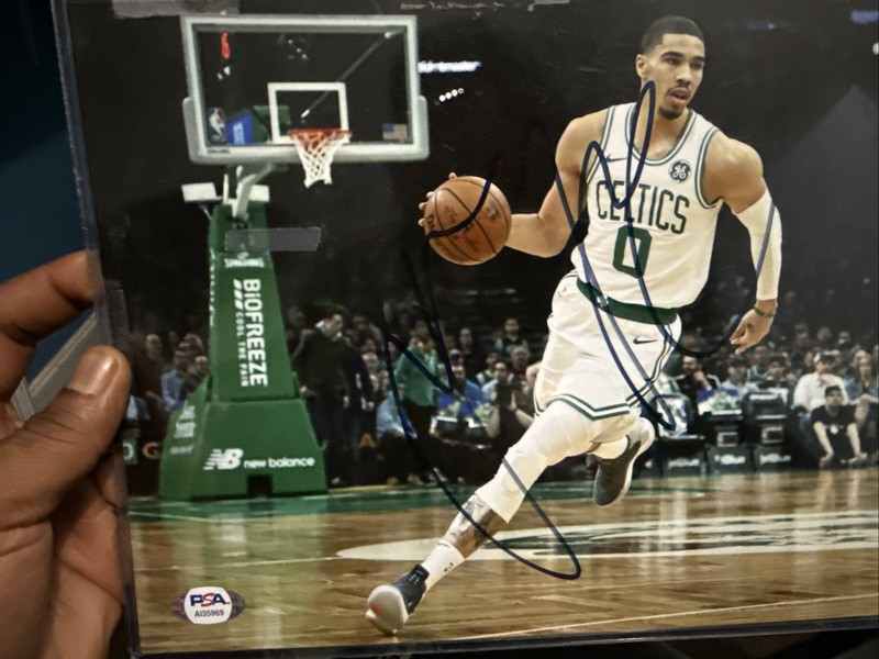 Jayson Tatum Picture Rookie Autograph PSA Authentic view 2
