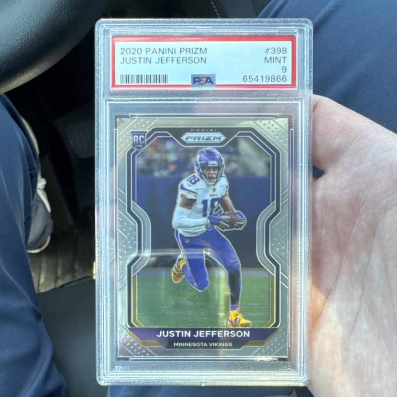 Panini 2020 Prizm Justin Jefferson #398 Rookie PSA 9 Minnesota Vikings NFL