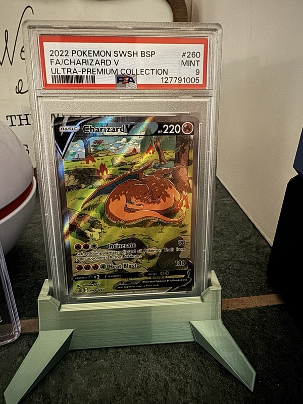 Pokémon 2022 FA Charizard V Ultra-Premium Collection SWSH260 PSA Mint 9