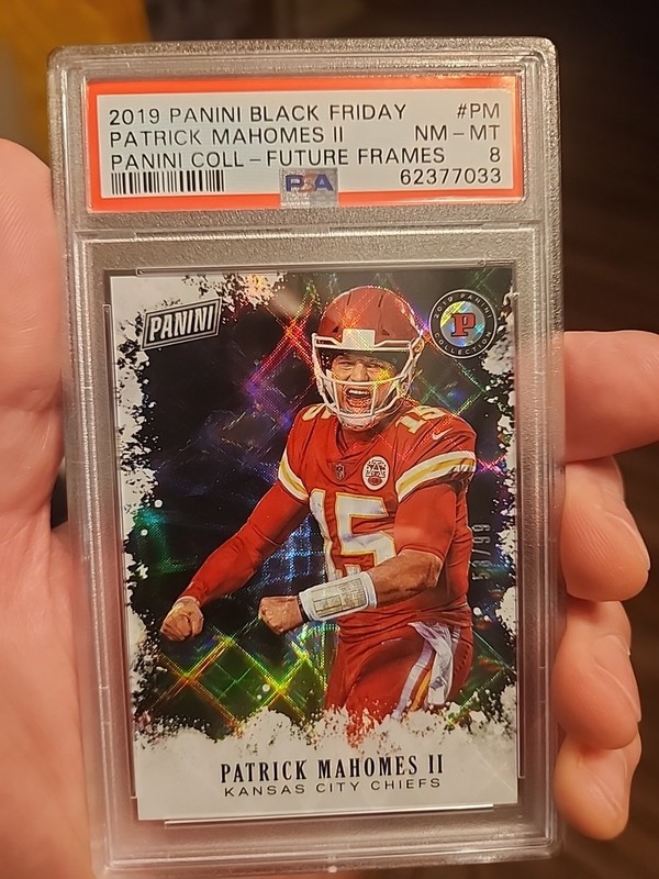 2019 Panini Black Friday Patrick Mahomes II #PM Future Frames 59/99 PSA 8