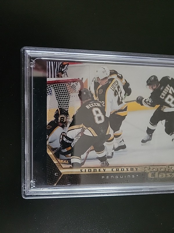 2005 Upper Deck Sidney Crosby - Rookie Class Commemorative Boxtoppers  RC PSA 10 view 2