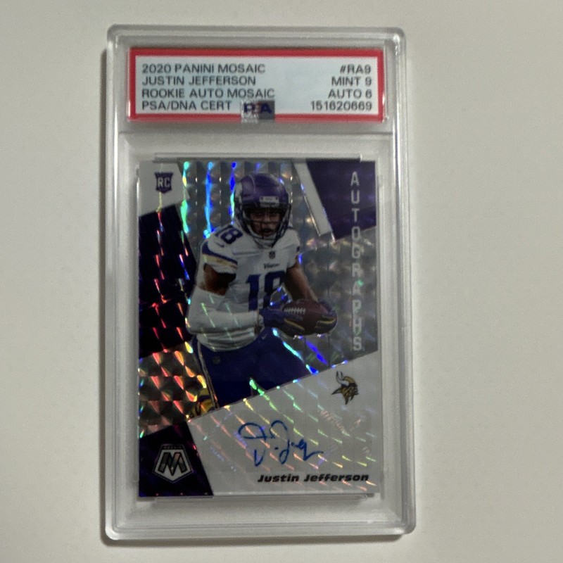 2020 Panini Mosaic Justin Jefferson Rookie Auto Mosaic RA9 PSA 9 Auto 6 PSA/DNA