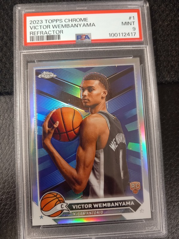 TOPPS CHROME 2023 VICTOR WEMBANYAMA ROOKIE REFRACTOR PSA 9