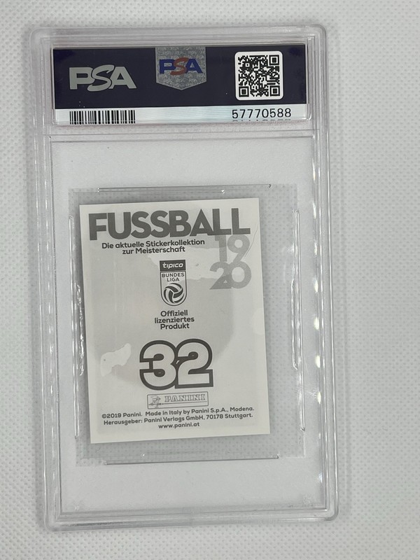 2019-20 Panini Fussball Bundesliga Erling Haaland #32 PSA 8 A105 view 2