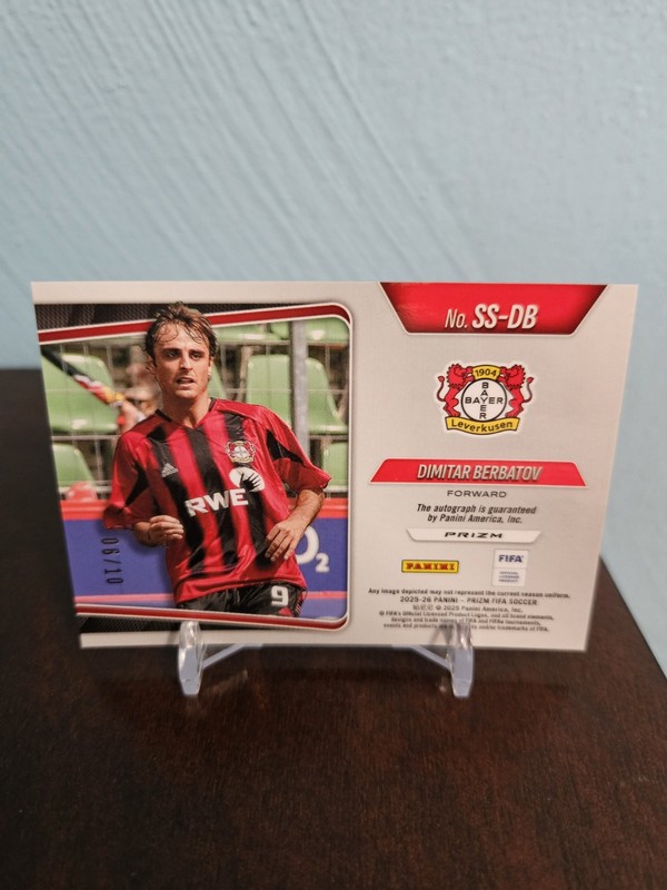 2025-26 Prizm FIFA Soccer Dimitar Berbatov Gold Sensational Signatures /10 view 2